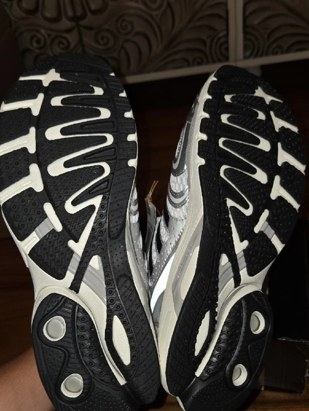 adidas Adistar Contol 5 Silver, White & Black Running Shoes Unisex
